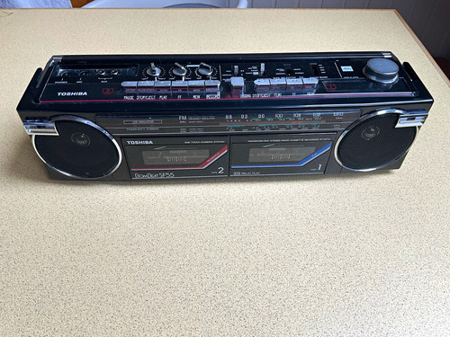 Toshiba bombeat sf55 radio - toshiba,