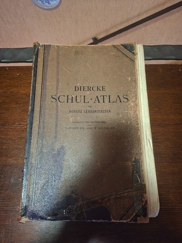 Antiquarisches buch jahr - antiquarisches, buch.