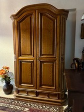 Commodore Bauernschrank Eiche rustikal – 2 Schubladen, sehr guter Zustand