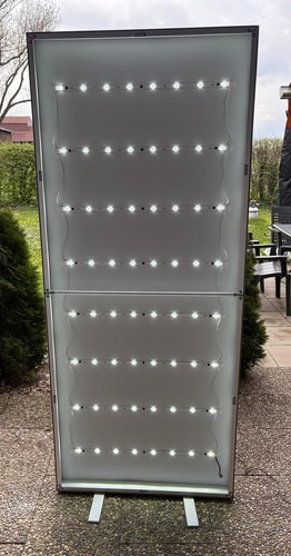 Pixlip pop lightbox - "to, go"