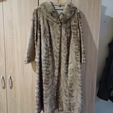 Pelzmantel,  bodenlang, Gr 42/44