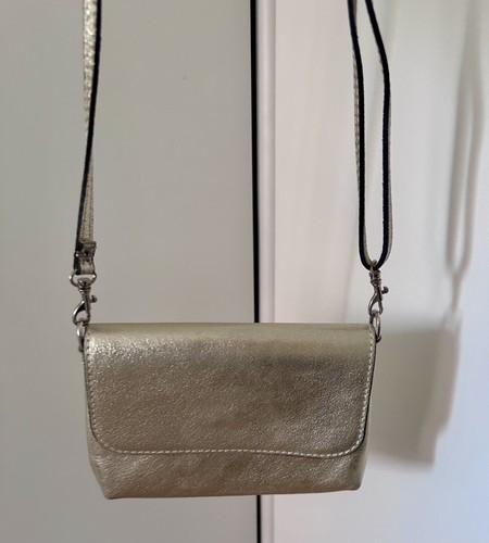 Kleine umjubelt tasche gold - kleine,