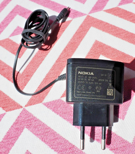 Nokia ladegerät mit 2mm - ac-3e,