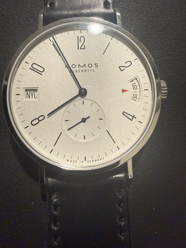 Nomos tangomat gmt 40mm - nomos,