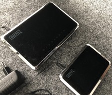 Zwei Digitus FastEthernet-Switches, 8-Port und 5-Port