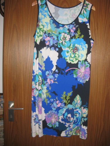 Sommerkleid vom baderkatalog - sommerkleid,