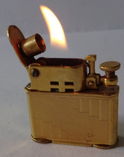 Abdulla de Luxe Benzinfeuerzeug von Quercia vergoldet um 1930