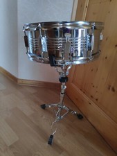 Millenium 14"x 5 1/2" Metall Snare Drum mit doppelstrebigen Ständer