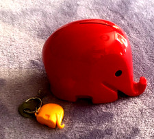 D r u m b o  - Spardose,   XXL,   1976,  dunkel-rot,  extrem  rar,  neuwertig  !