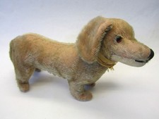 altes Stofftier Dackel Hund