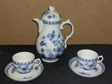 Porzellan Mokka Service Alt