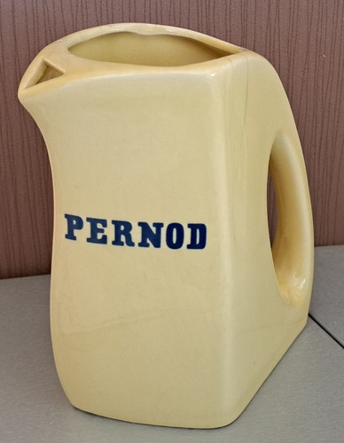 Pernod krug karaffe 0 - /,