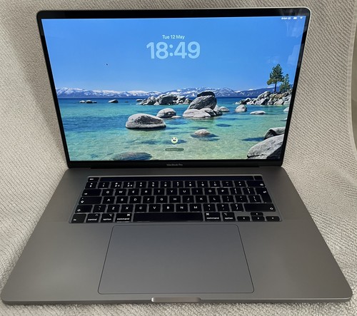 Neuwertiges macbook pro - macbook,