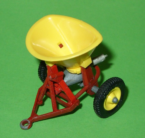 Britains farm 9538 - farm, vicon