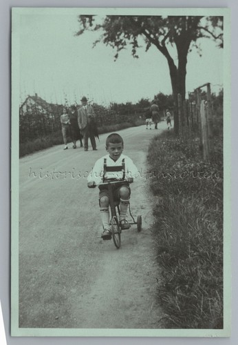 Junge lederhosen auf - junge,