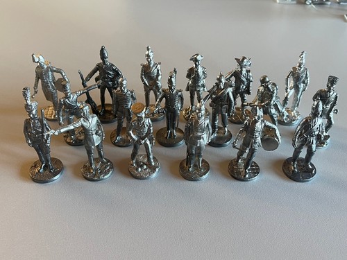 Vollplastische zinnfiguren - 18,