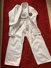 getragener, aber neuwertiger Ju Jutsu Anzug in Gr. 0/130 cm der Marke Ju-Sports