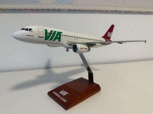 100 air via airbus a320 - 1:100,