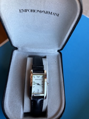 Damenuhr emporio armani - ", "