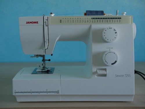 Janome sewist 725s - janome,
