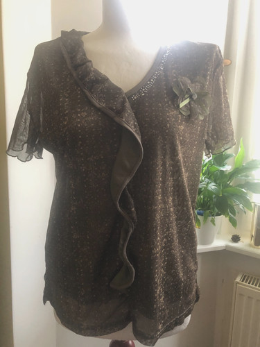 Braun beiges elastisches shirt - elastisches,