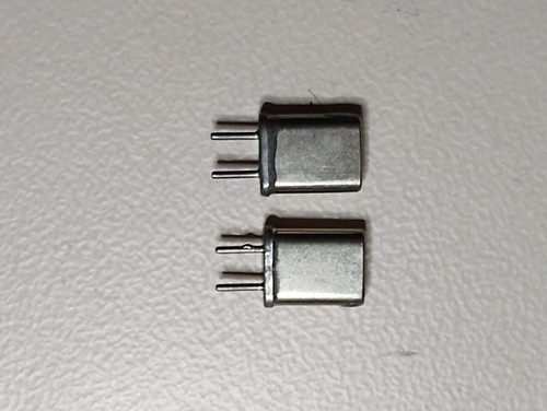 Paar quarze 105mhz - quarze, /
