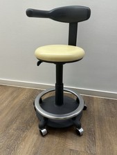 Ultradent Behandler Stuhl