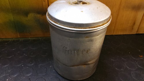 Alte kaffeedose bunker - alte,