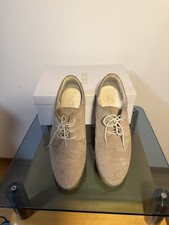 Klassische Damen-Schuhe im