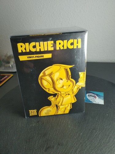 Richie rich gold vinyl figure - richie,