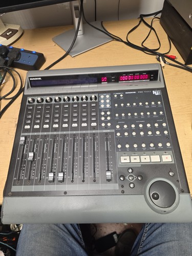 Mackie universal control daw - universal,