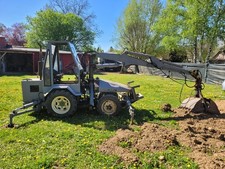 Friedhofsbagger Selbstfahrend M. Kabine Nr. 2