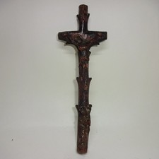Kruzifix Kreuz aus Holz Schnitzerei mit Aufhänger ca. 20 cm hoch