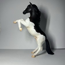 Schleich pferd repaint mustang - schleich,
