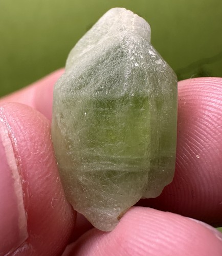 Peridot olivin kristall - peridot,