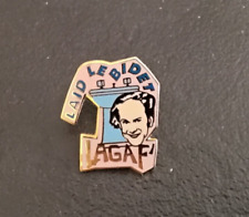 Pin’s Vincent Lagaf’ Animateur Humorist Laid le bidet signiert Se Dicom (938)