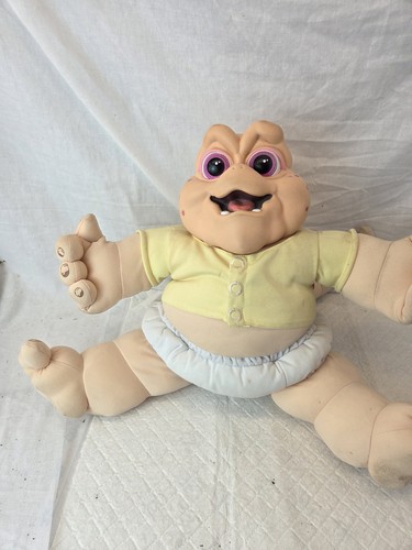Hasbro disney sinclair - hasbro,