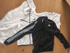 Nike TPECH S, Adidas M