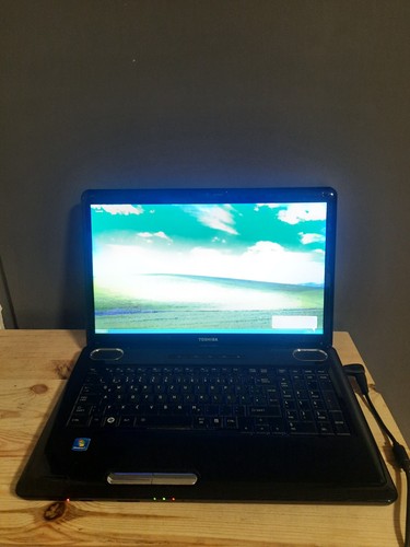 Toshiba retro laptop satellite - toshiba,