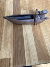 Einbaum handgeschnitzte