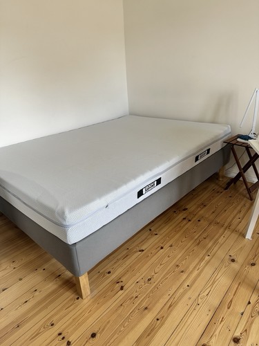 Sehr gutes bett - ikea, +