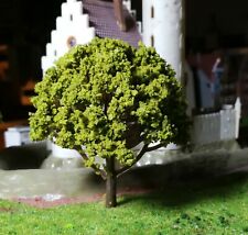 5 dunkelgelbgrüne Bäume, 80 mm hoch, für den Landschaftsbau