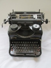 Mechanische Schreibmaschine