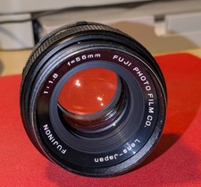 FUJI  PHOTO  FILM  CO.  FUJINON   1,8 / 55 mm Objektiv,  M42  Anschluss.