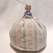 x-94419	Alte Porzellan Teepuppe Half Doll H:ca. 9,5cm, ohne Originalverpackung,