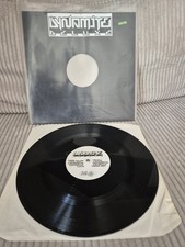 Dynamite Deluxe: Samy Deluxe &