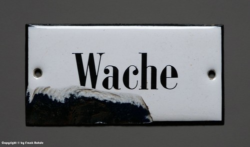 Kleines altes emailschild - altes,