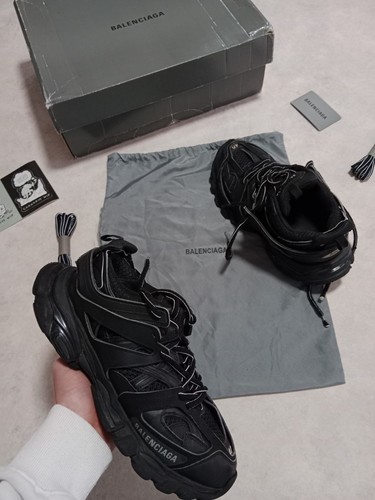 Balenciaga track - balenciaga,