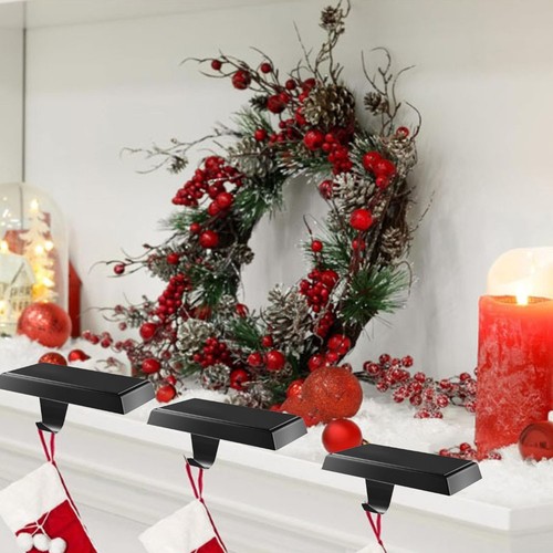 Christma stock hold - christma, halter