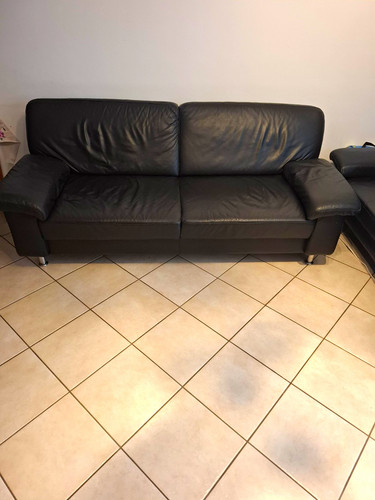 Schwarzes leder sofa - schwarzes,